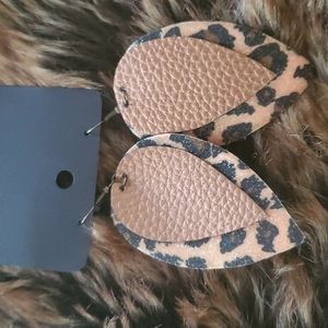 💛THANDMADE EARRINGS HANDCRAFTED LEATHER TEARDROP SHIMMERY ANIMAL PRINT LAYER C